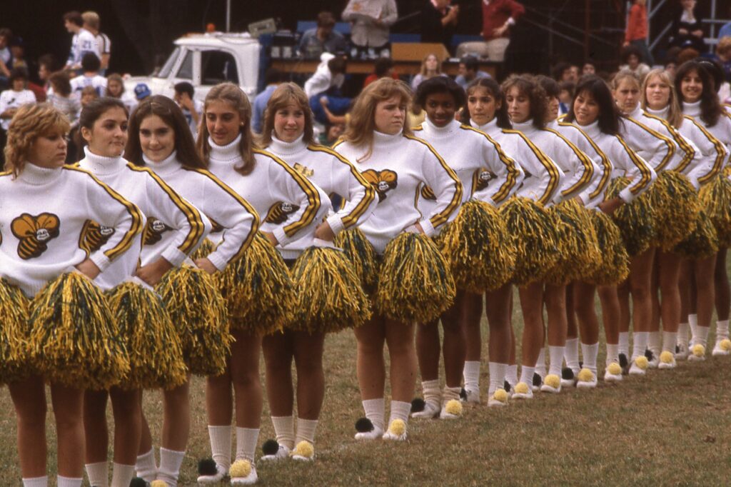 Montgomery/Solovey Football Collection. 1978-1981 Picture 185 of 296.